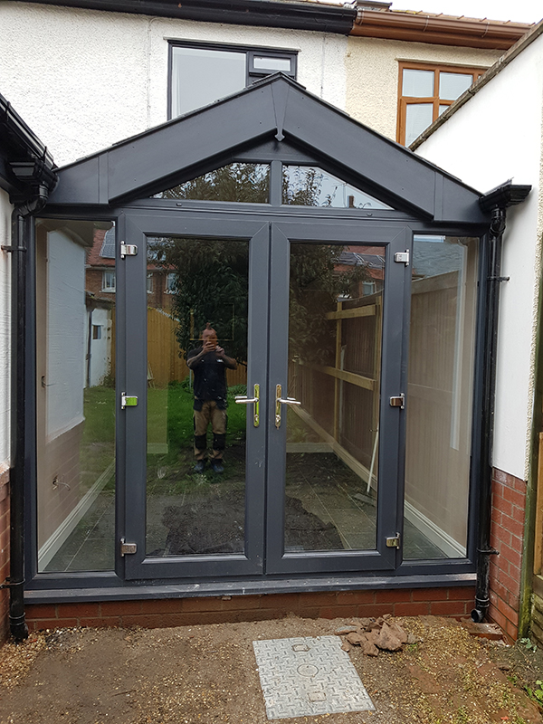 CONSERVATORIES & SOLID ROOF CONVERSIONS 1